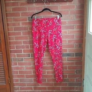 Lularoe TC red paisley leggings